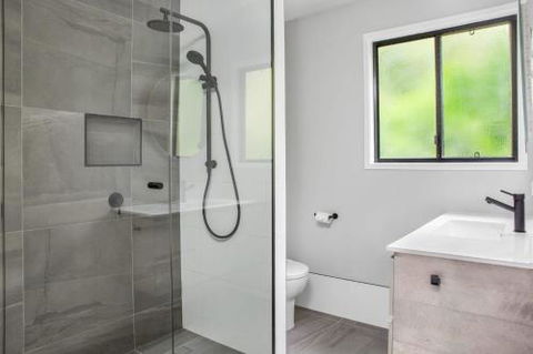 11 Naiad Court Rainbow Shores Fantastic Family Retreat Swimming Pool 200m To Beach Free Wi Fi - Holiday Jervis Bay 4