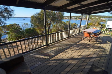 CDC 625 Beach House Incl.rear 2BR Studio - Holiday Jervis Bay 4