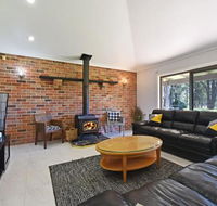 Just Listed Blaxlands Homestead the very best location in the Valley walk to everything - Holiday Jervis Bay