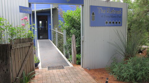 The Retreat At Froog-Moore Park - Holiday Jervis Bay 4