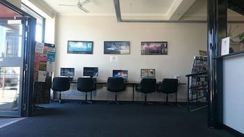 Globe Backpackers & City Oasis Resort - Holiday Jervis Bay 2