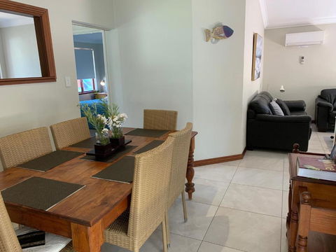 Beachside Prevelly Villas - Holiday Jervis Bay 5