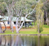 Bushy Lake Chalets - Holiday Jervis Bay