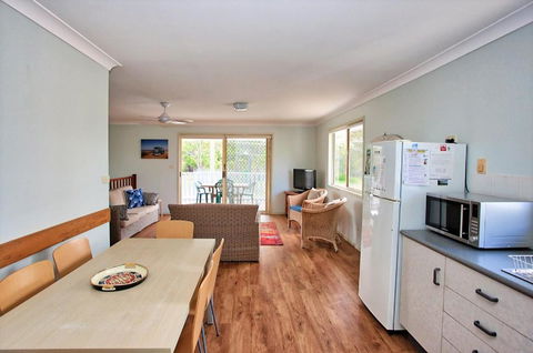 Bimbimbi 1 11 Willow Street - Holiday Jervis Bay 4