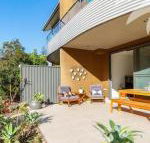 Boom 8 - Holiday Jervis Bay