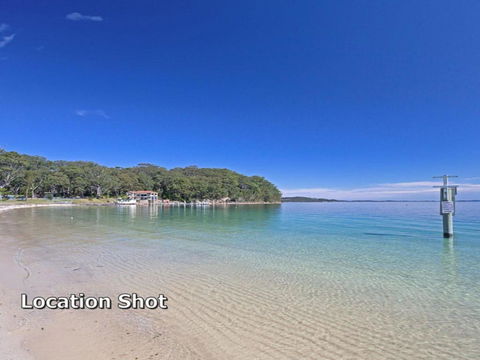 COLUMBIA VIEWS 2 / 9 COLUMBIA CLOSE AIRCON WIFI NETFLIX VIEWS & BOAT PARKING - Holiday Jervis Bay 3