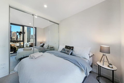A Cozy & Stylish Suite Near Melbourne Central - Holiday Jervis Bay 5