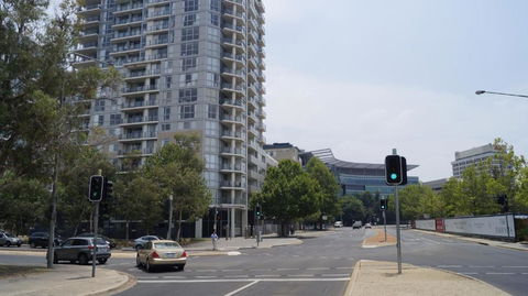 Canberra CBD Metropolitan - Holiday Jervis Bay 5