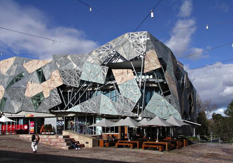 A Stylish & Comfy CBD Studio Near Southern Cross - Holiday Jervis Bay 1