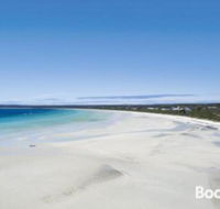 A One One Two at Island Beach - Holiday Jervis Bay