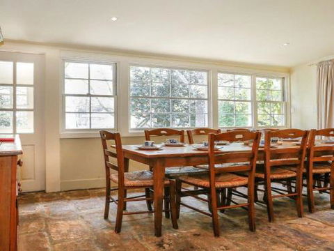 LAVENDER COTTAGE Alpine Southern Highlands 4pm Check Out Sundays - Holiday Jervis Bay 4