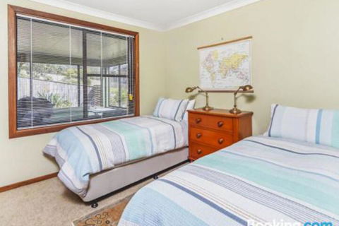 QUARTERDECK Gerringong 4pm Check Out Sundays - Holiday Jervis Bay 2