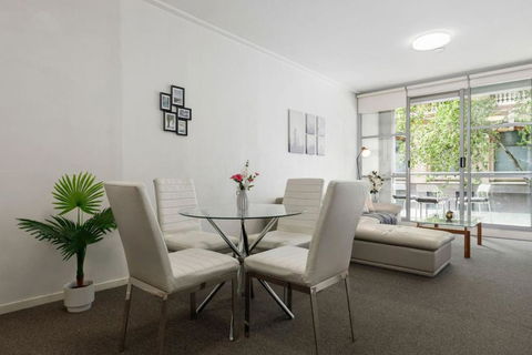 A Cozy & Modern Studio Next To Darling Harbour - Holiday Jervis Bay 2