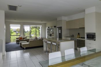 Stylish 3 Bedroom Condo - Holiday Jervis Bay 0