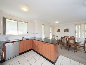 Lagoons Estate 6 Dowling Street - Holiday Jervis Bay 6