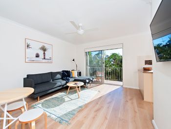 Canvas At Dutchies Beach - Holiday Jervis Bay 1