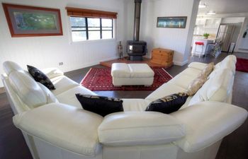 Sippers At Ballandean - Holiday Jervis Bay 4