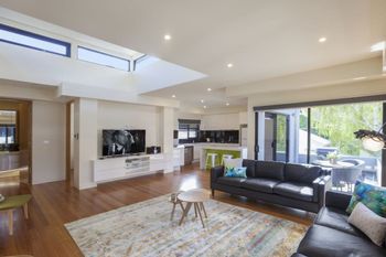 Boutique Stays Palmerston South Melbourne - Holiday Jervis Bay 1