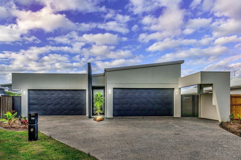 Blue Lagoon Villa B - Holiday Jervis Bay 0