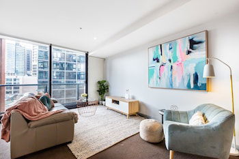 Ella, 1BDR Melbourne Apartment - Holiday Jervis Bay 6