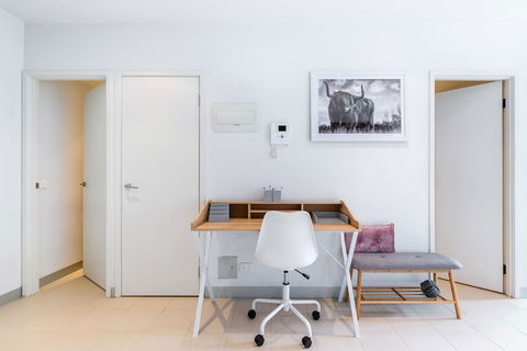 Ella, 1BDR Melbourne Apartment - Holiday Jervis Bay 5