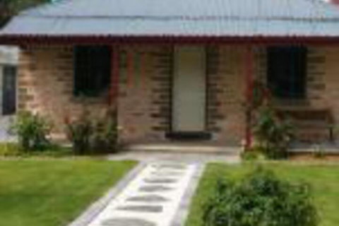 Annabelles Cottage - Holiday Jervis Bay 0