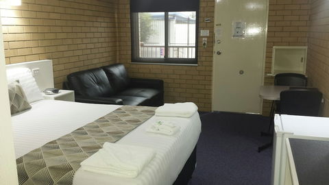 Chermside Motor Inn - Holiday Jervis Bay 5