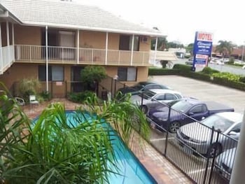 Chermside Motor Inn - Holiday Jervis Bay 0