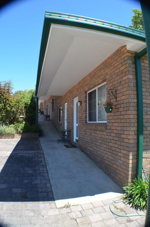 Deer Park Motor Inn - Holiday Jervis Bay 1