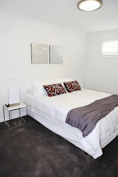 Albany Central Apartments - Holiday Jervis Bay 1