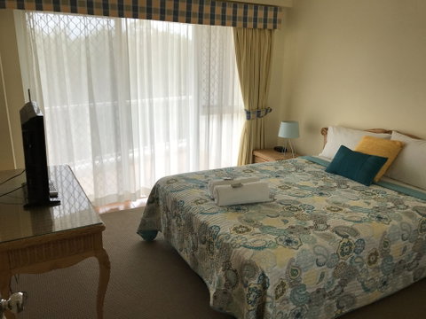 Fairways Golf & Beach Retreat - Holiday Jervis Bay 6