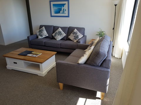 Burgess @ Kings Beach Apartments - Holiday Jervis Bay 6