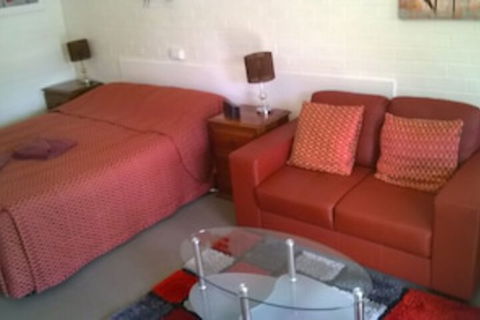 Colonial Inn Tamworth - Holiday Jervis Bay 0