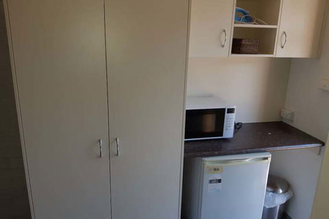 Colonial Inn Tamworth - Holiday Jervis Bay 7