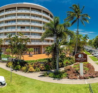 DoubleTree by Hilton Hotel Cairns - Holiday Jervis Bay