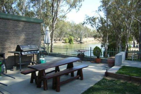 Riverview Motel Deniliquin - Holiday Jervis Bay 6