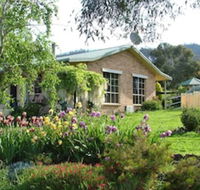 Halls on Falls Homestead - Holiday Jervis Bay