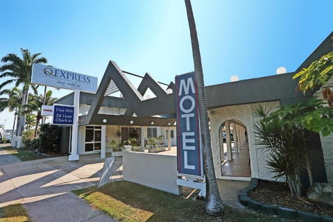Q Express - Holiday Jervis Bay 0