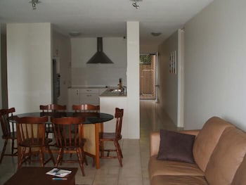 King's Row Holiday Apartments - Holiday Jervis Bay 2