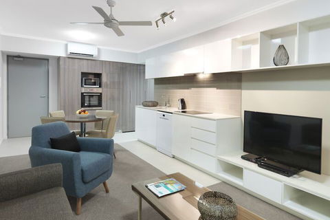 Oaks Mackay Carlyle Suites - Holiday Jervis Bay 2