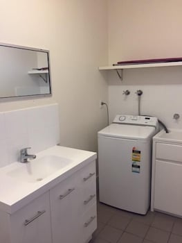 Carnarvon Central Apartments - Holiday Jervis Bay 3