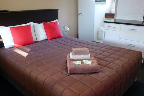 Narrabri Motel And Caravan Park - Holiday Jervis Bay 5