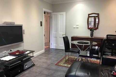 Swan Inn Bed & Breakfast - Holiday Jervis Bay 3
