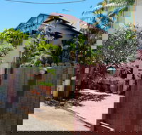 Tropic Days Backpackers - Holiday Jervis Bay