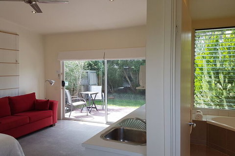 Springtide Studio Apartments - Holiday Jervis Bay 6