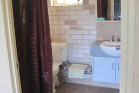 Tailwaggers Rainforest Retreat - Holiday Jervis Bay 4