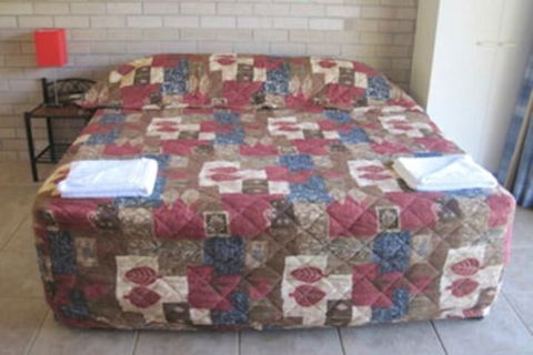 Tailwaggers Rainforest Retreat - Holiday Jervis Bay 3