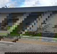Boat Ramp Motel