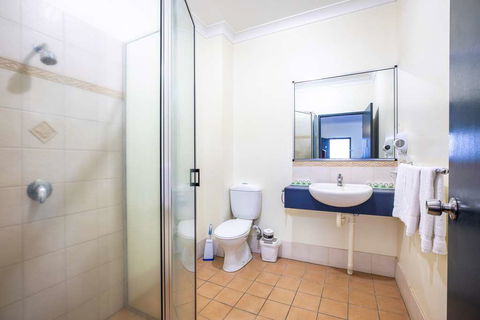 Atherton Hotel - Holiday Jervis Bay 3