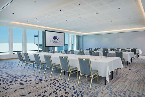 DoubleTree By Hilton Perth Waterfront - Holiday Jervis Bay 12
